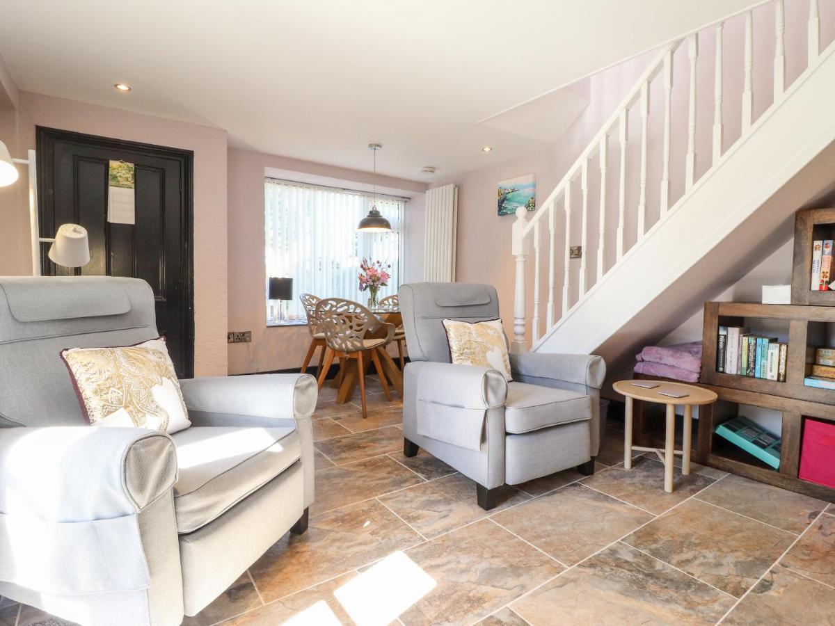 Morawel Fach Villa Newport  Buitenkant foto